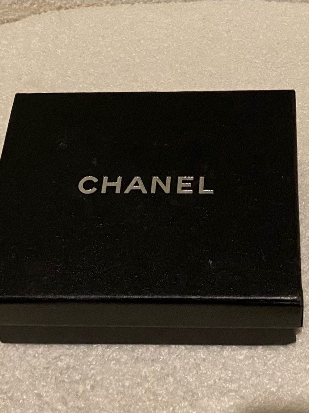 CHANEL Accordion Card Wallet - Picture 6 of 6